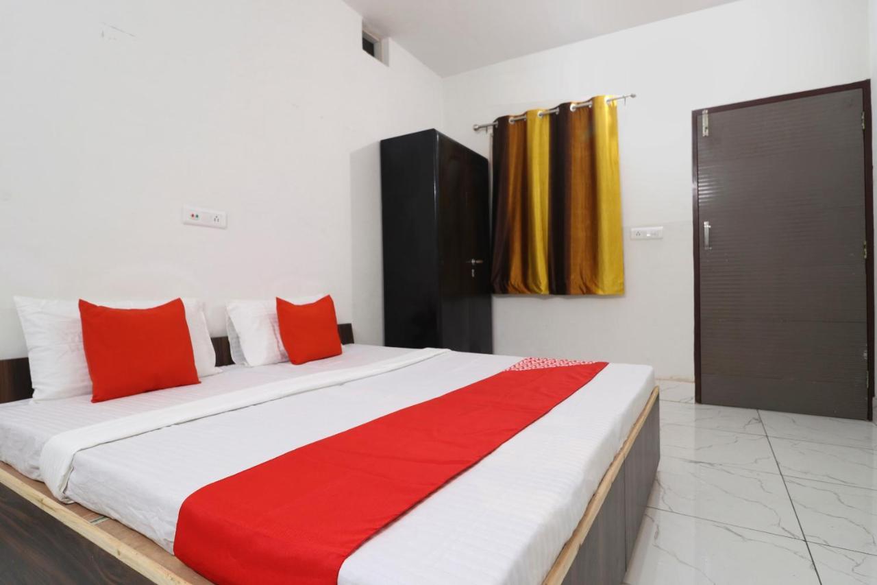 Hotel O Sky Garden Ludhiana Exteriör bild