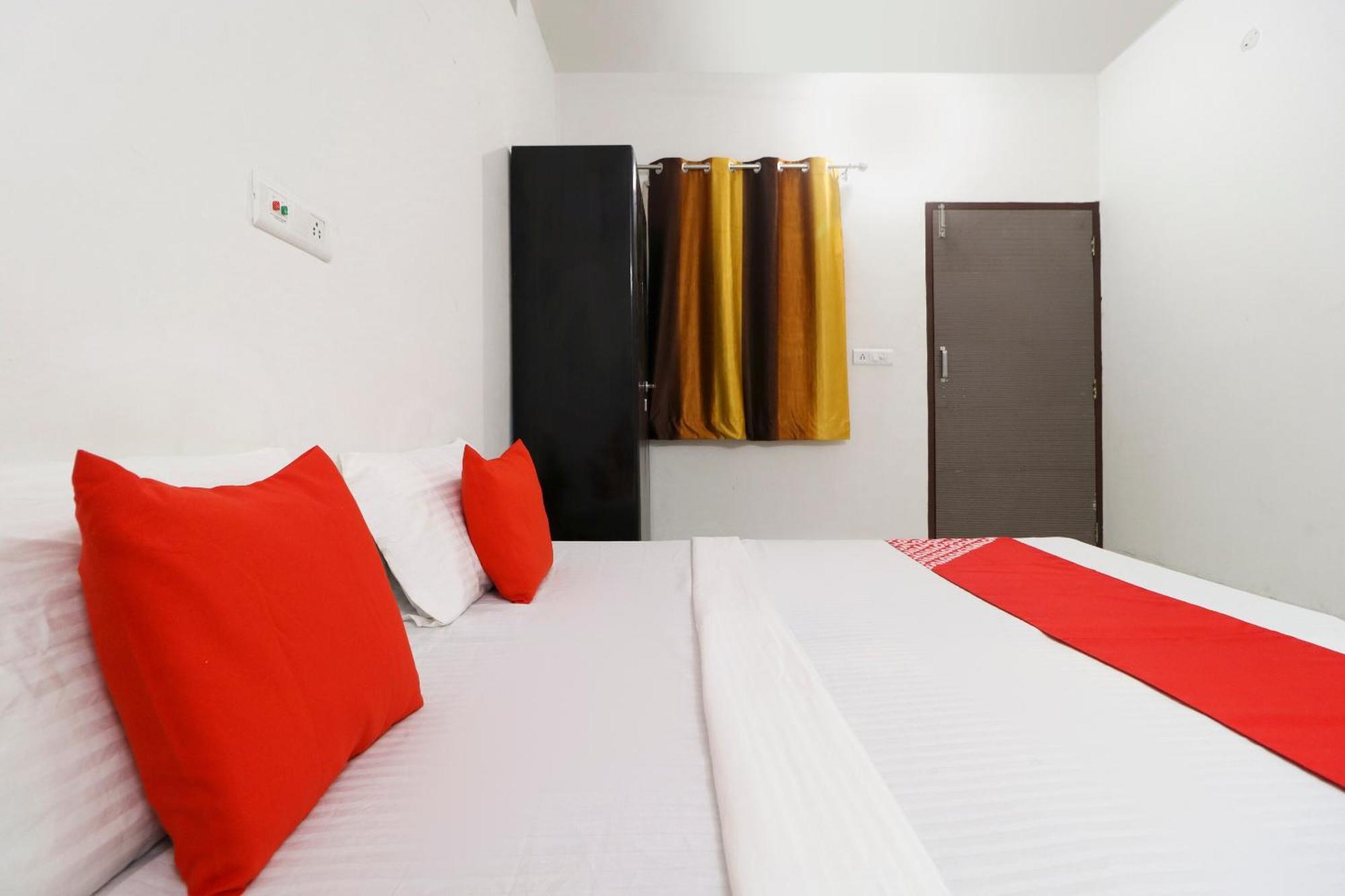Hotel O Sky Garden Ludhiana Exteriör bild