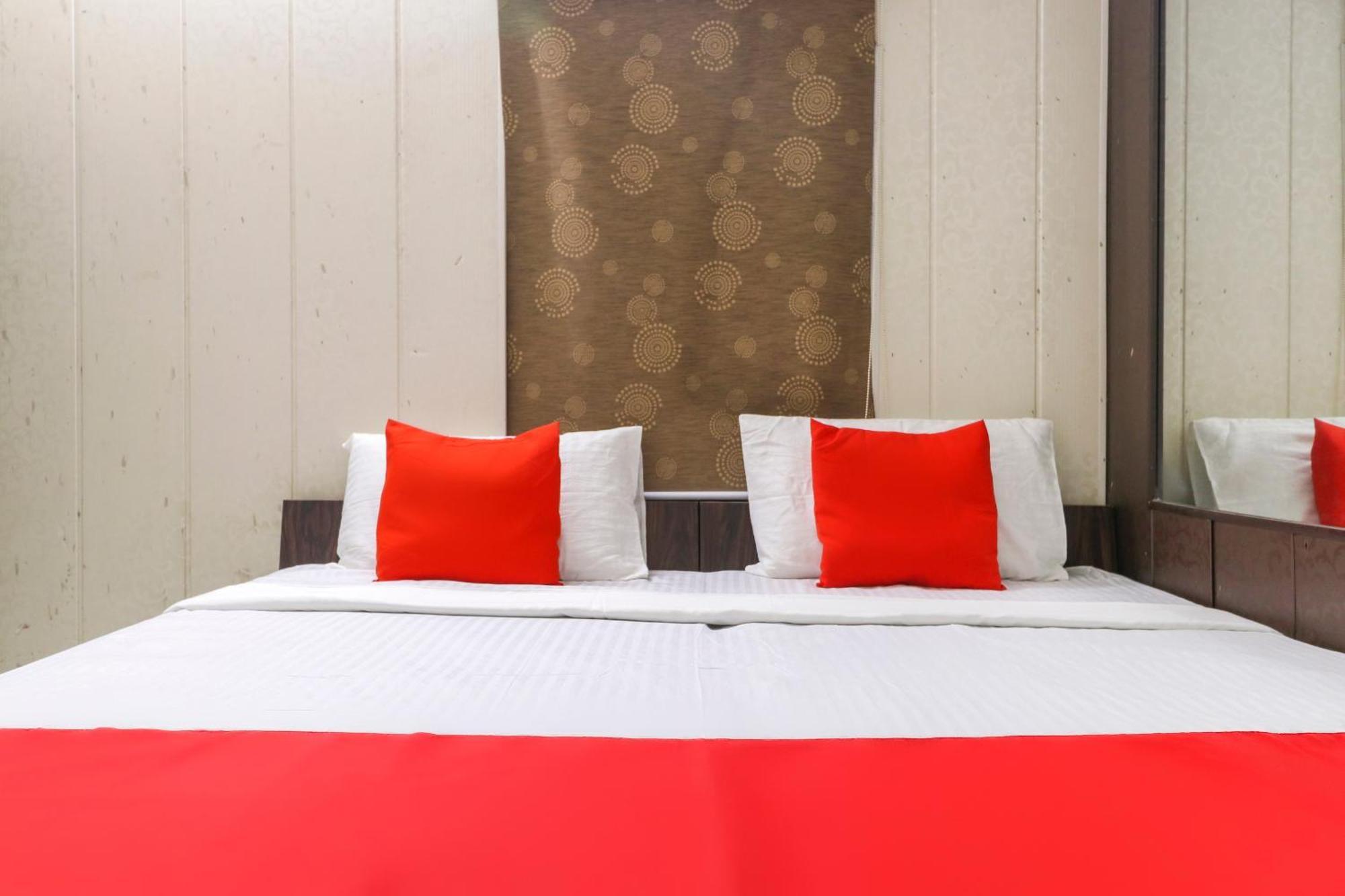 Hotel O Sky Garden Ludhiana Exteriör bild