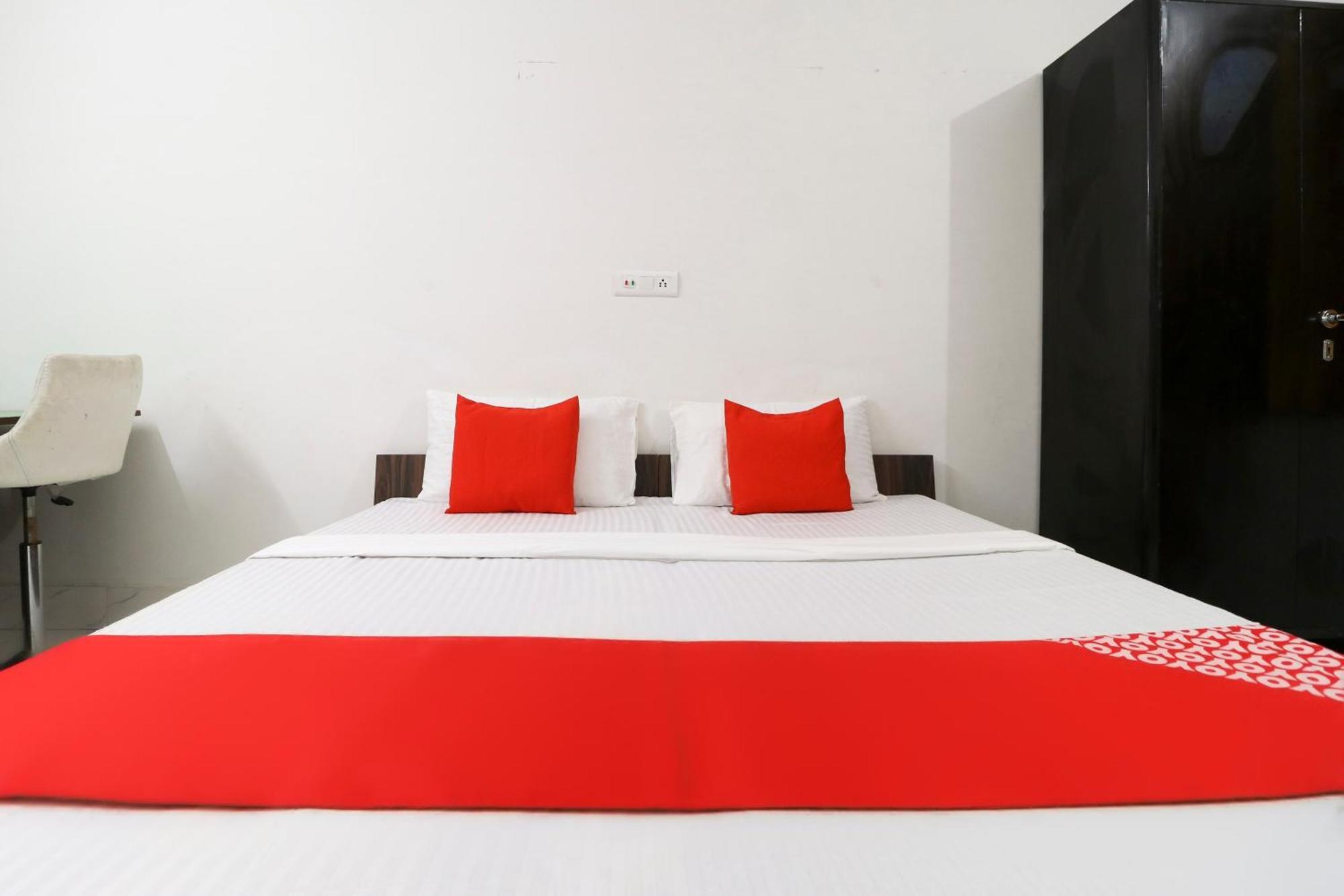 Hotel O Sky Garden Ludhiana Exteriör bild